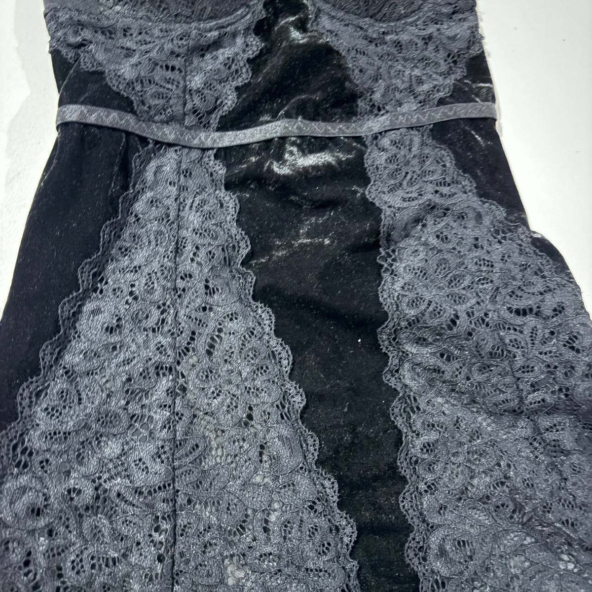 goth velvet lace black medium dreamgirl babydoll top vintage y2k 2000s mcbling