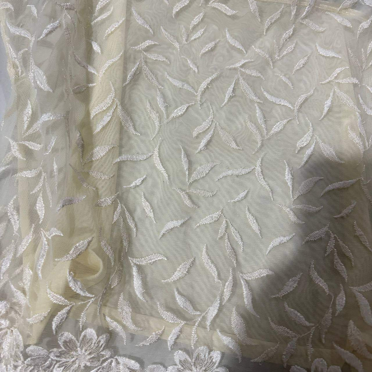 true vintage floral cream cami top estimate medium y2k