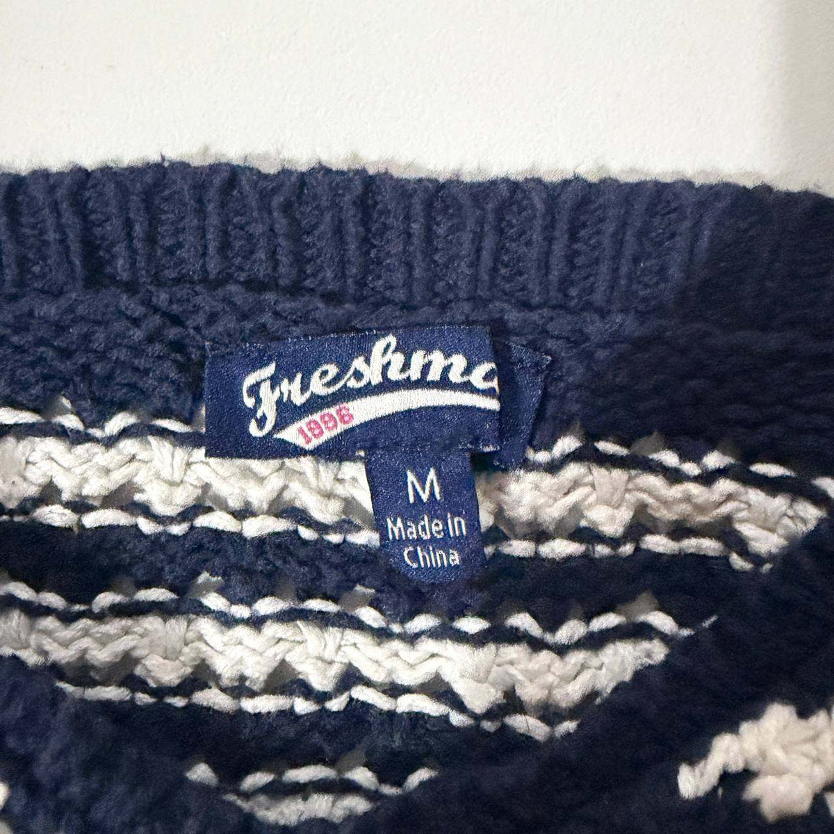 freshman size medium knitted crochet top vintage 2000s