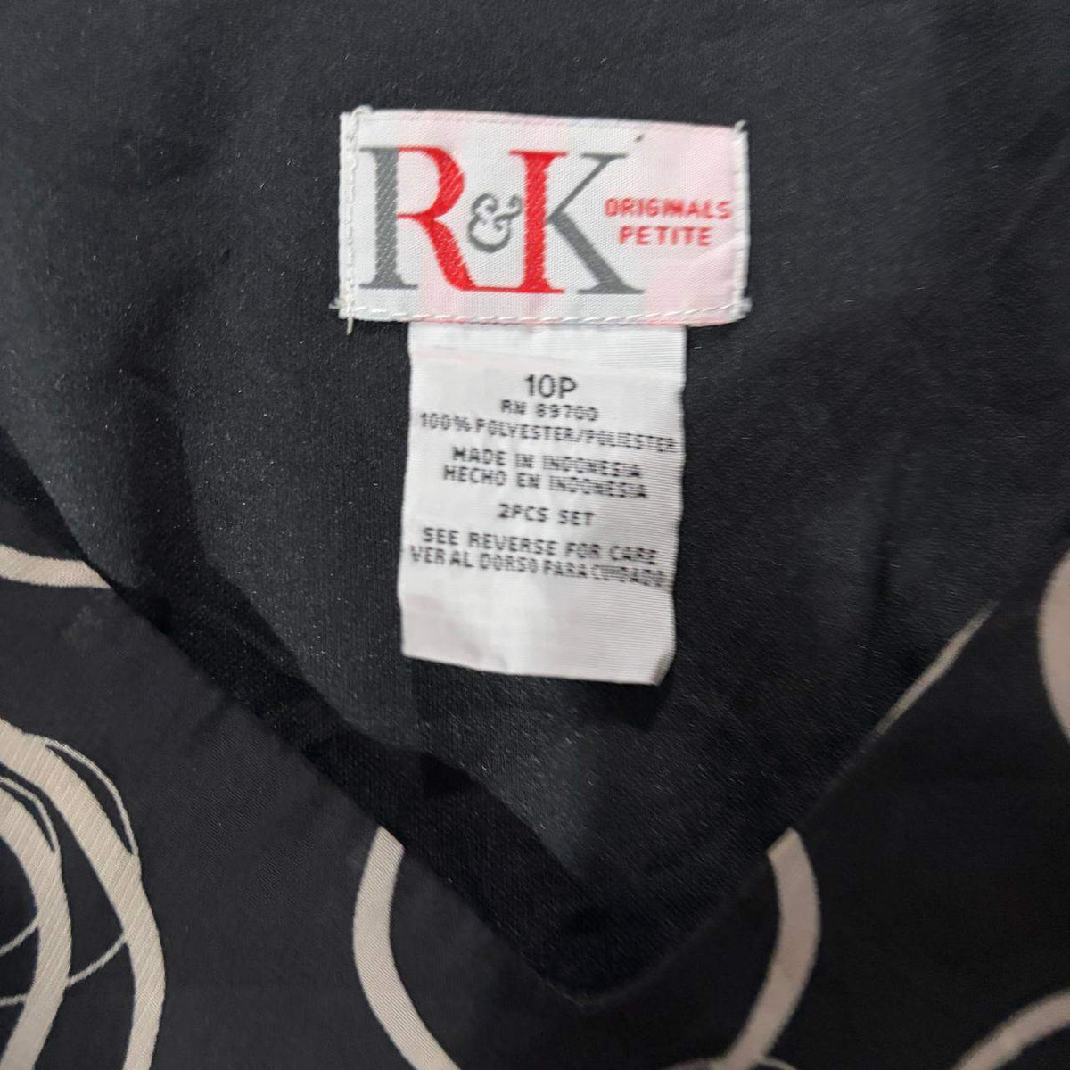 R&K black and white patterned vintage top size 10 y2k 2000s