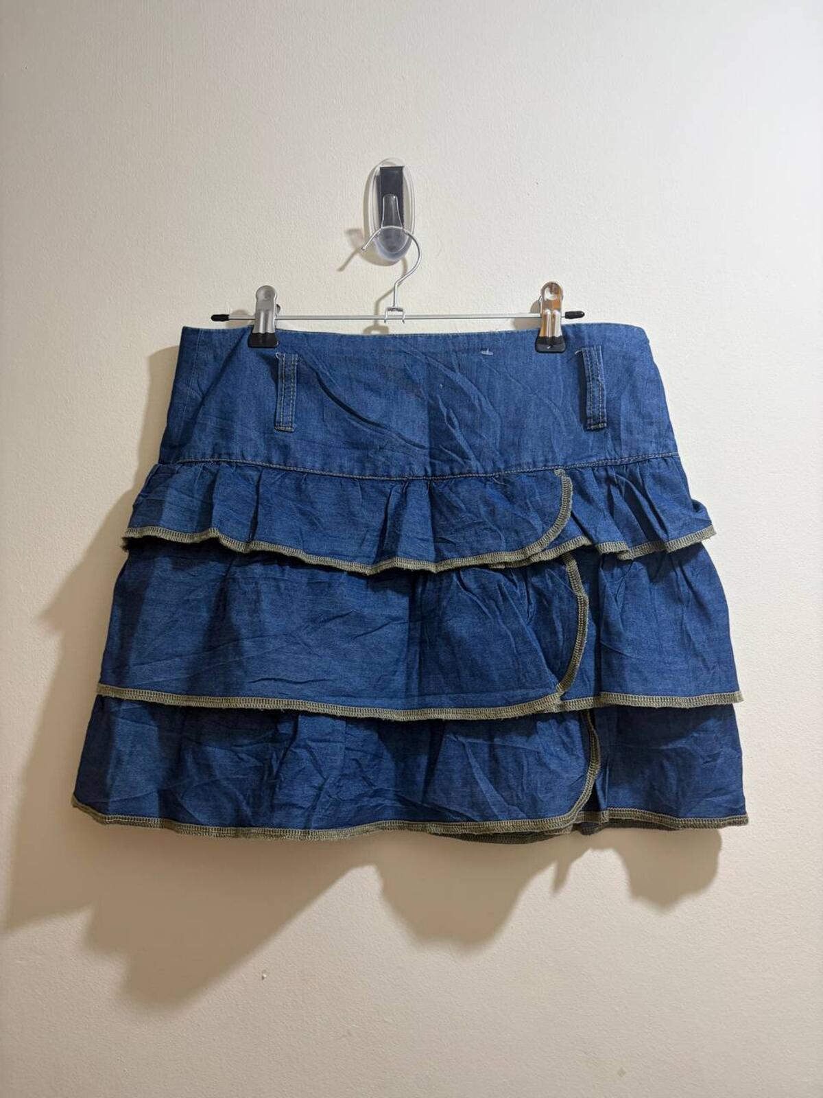 tiered mini skirt  - vintage y2k mcbling 2000s - size estimated 8