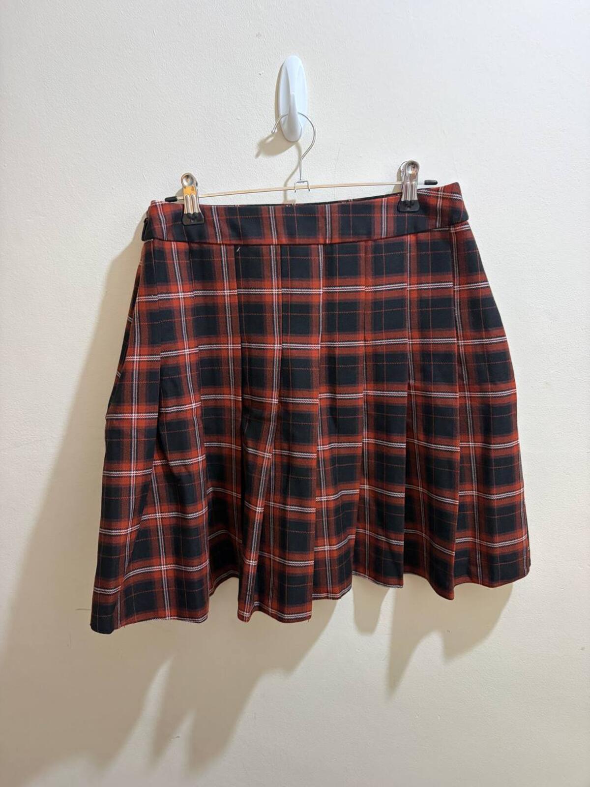 new look size 10 red and black plaid pleated mini skirt vintage y2k 2000s